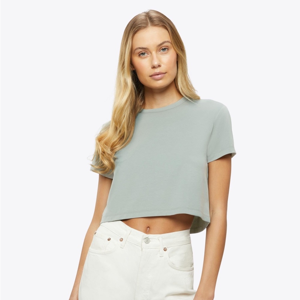 LIKE NEW Cuts Almost Friday Tee Cropped in Shoreline Size Small